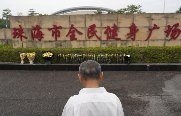 La Cina esegue un attacco con auto che ha ucciso 35 persone