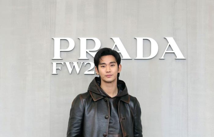 Sana (DUE VOLTE), Kim Soo Hyun e Kim Tae Ri alla sfilata PRADA della Milan Fashion Week 2025 – K-GEN