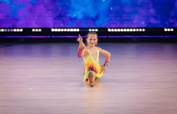 Dopo DALS, la giovane Mouscronnoise Kacie Catteau calcherà questo martedì la sala di The Dancer (RTBF), nella speranza di vedere lo specchio girarsi