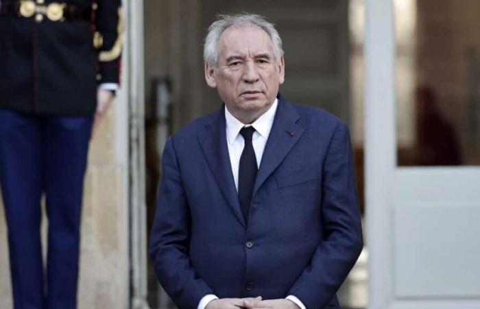 François Bayrou mette in guardia dal rischio di “essere schiacciati”