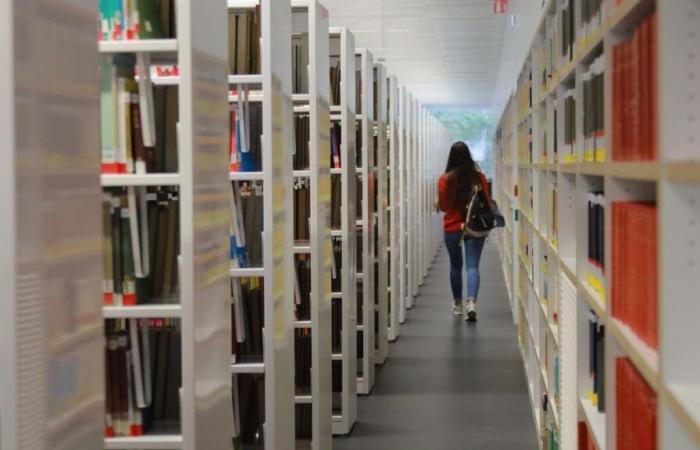 un libro restituito a una biblioteca inglese con 50 anni di ritardo