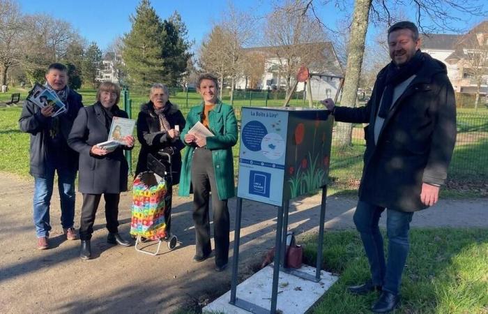 Per favorire l’accesso alla lettura, librerie installate a Saint-Avé