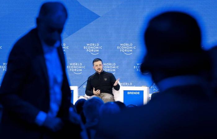 a Davos, uno Zelenskyj sotto pressione regola i conti con gli Europei