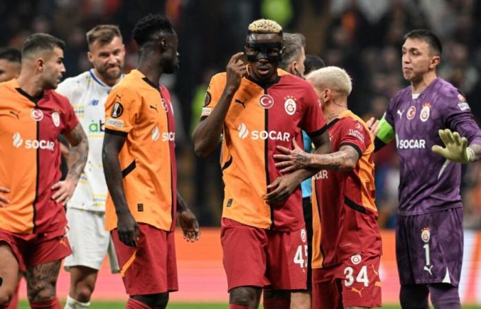 Abdülkerim Bardakcı ha sostenuto Muslera! “Personaggio molto grande”