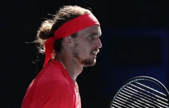 Paul perde occasioni, Zverev sfrutta le sue per raggiungere la semifinale dell’AO