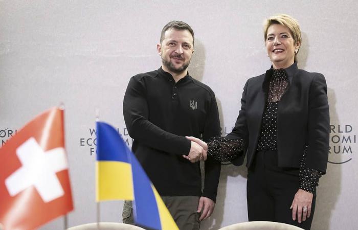 Keller-Sutter e Zelenskyj mantengono buoni uffici a Davos