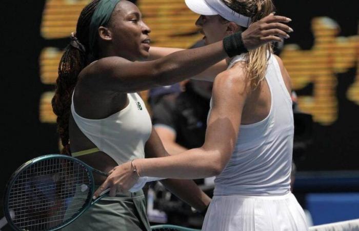 Paula Badosa (WTA 12) ha offerto la sua prima semifinale del Grande Slam. Lo spagnolo ha sferrato un duro colpo dominando 7-5 6-4 Coco Gauff (WTA 3) – rts.ch