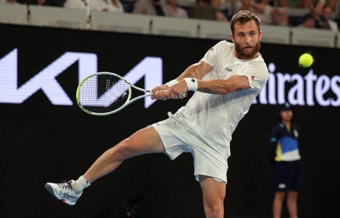 un giocatore francese crolla e prende una grossa sanzione agli Australian Open