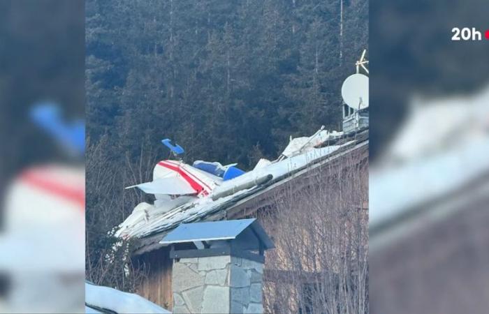 Nell’incidente sono morte due persone… L’aereo colpisce dei parapendii prima di schiantarsi sul tetto di uno chalet