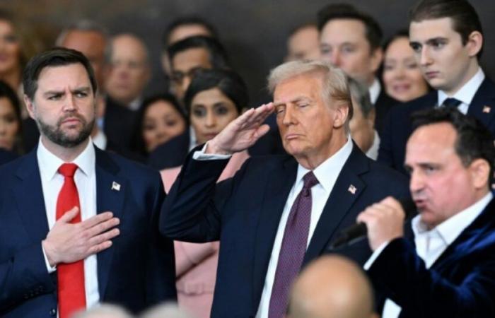 Trump promette di riprendersi il Canale di Panama e rimette Cuba nella sua lista nera: Notizie