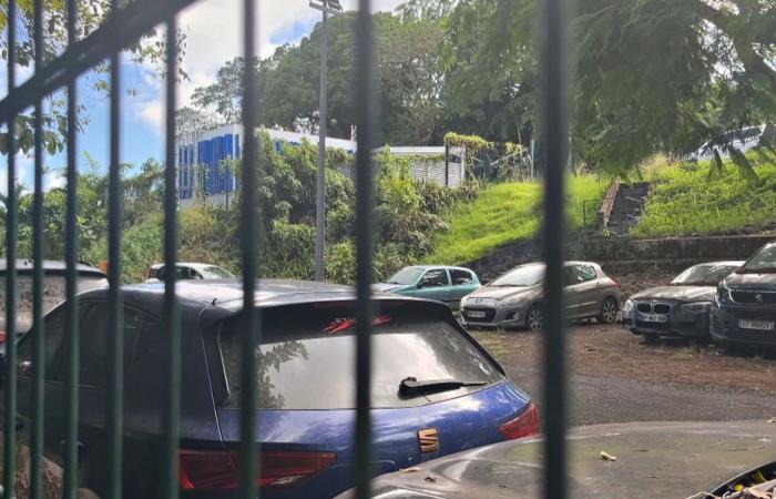 Intrusioni e furti in un parcheggio della polizia nazionale della Guadalupa suscitano scalpore