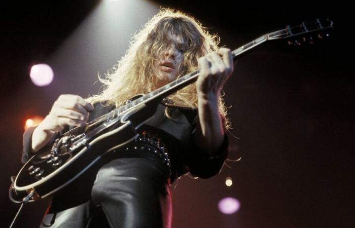 È morto il chitarrista John Sykes