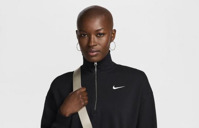 Nike taglia i prezzi: 5 accessori trendy per potenziare il tuo stile sportswear