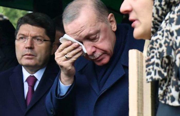 Erdogan non nasconde la sua emozione dopo l’incendio mortale