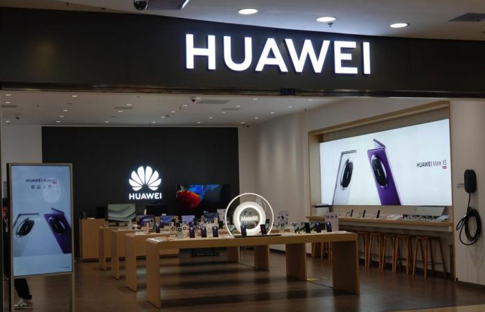 Huawei si posiziona come uno dei principali attori nel mercato dell’intelligenza artificiale