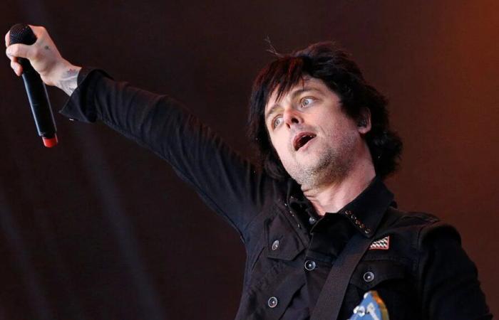 I Green Day attaccano Elon Musk nel bel mezzo di un concerto