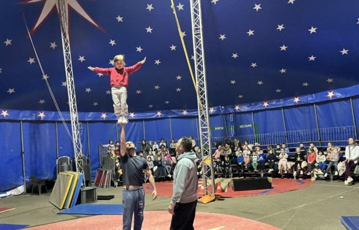 i bambini hanno messo in scena uno spettacolo