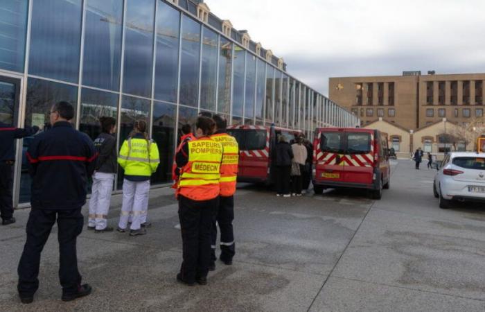 Valenza. 40 persone dell’istituto per infermieri hanno avuto nausea ed sono state evacuate dai vigili del fuoco – Le Dauphiné Libéré