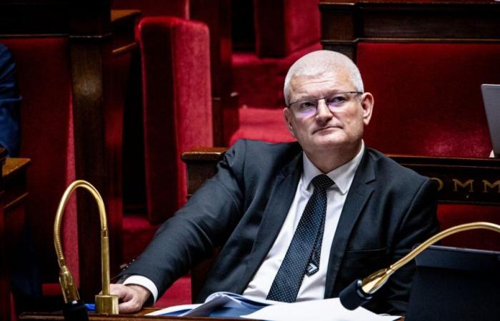 “È una cattiva idea”, reagisce Olivier Falorni, deputato Modem, riguardo alla “frattura” della legge voluta da François Bayrou