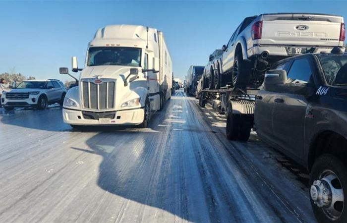 “Le persone sono in pericolo.” | L’autista del camion dice che migliaia di persone sono bloccate sulla I-75 e chiede al GDOT di agire