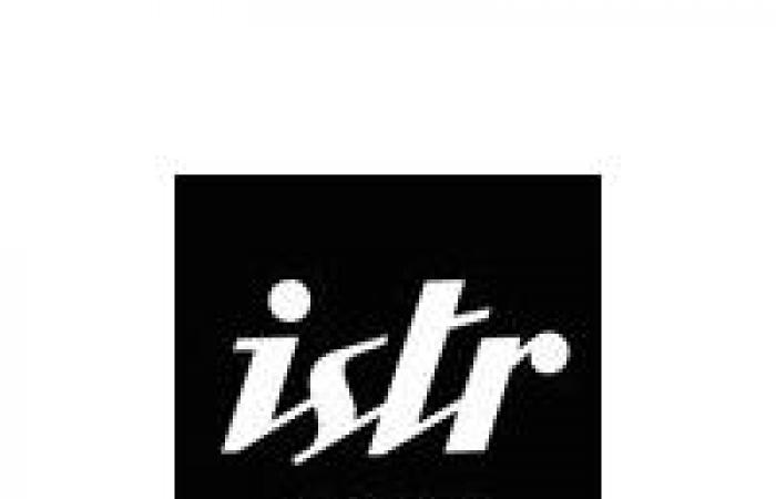 ISTR, Parigi 3°, brasserie basata sui prodotti di stagione. Reclute