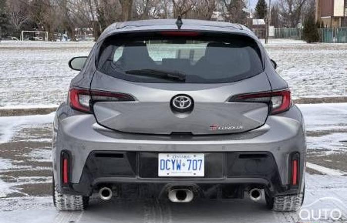 Toyota GR Corolla 2025 — valutazione, guida