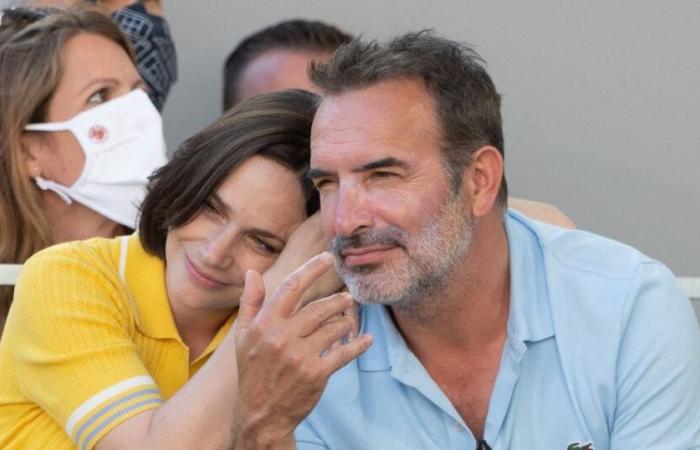 Un inizio d’anno frenetico… Nathalie Péchalat e Jean Dujardin, genitori di Alice e Jeanne, in tutta la Francia