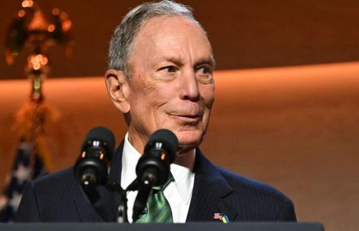 Il miliardario Bloomberg si impegna a fornire finanziamenti americani