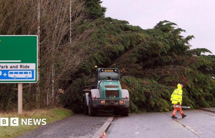 L’Irlanda del Nord si prepara all’allerta meteo rossa