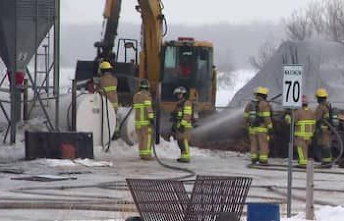 NELLE IMMAGINI | Incendio in una fattoria a Bécancour