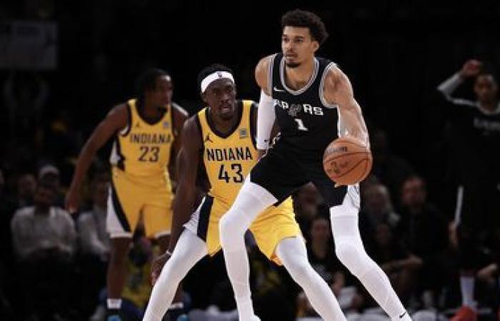 “Una serata perfetta”… Victor Wembanyama brilla e vince per la sua prima partita a Parigi con i San Antonio Spurs