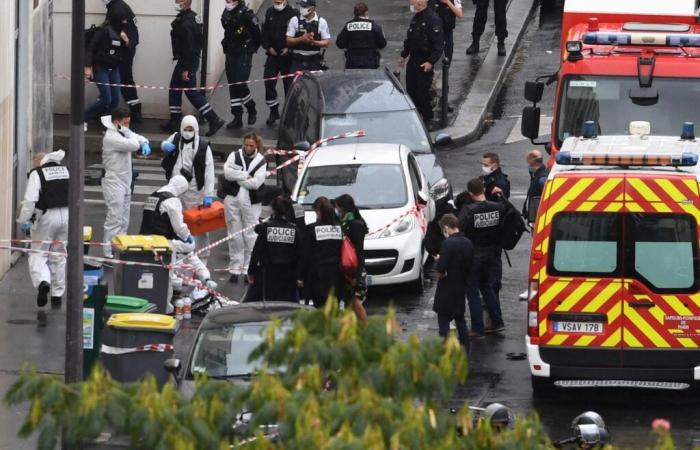 L’autore dell’aggressione davanti all’ex sede di “Charlie Hebdo” condannato a 30 anni di reclusione penale