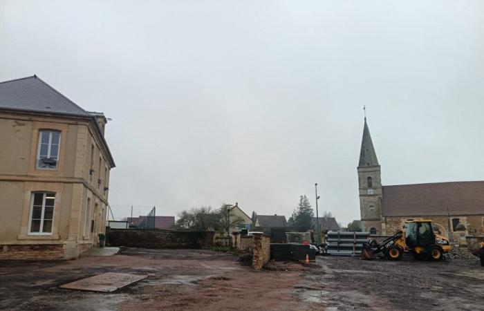 cosa ci faceva Monique Olivier in un villaggio vicino a Caen questo mercoledì?