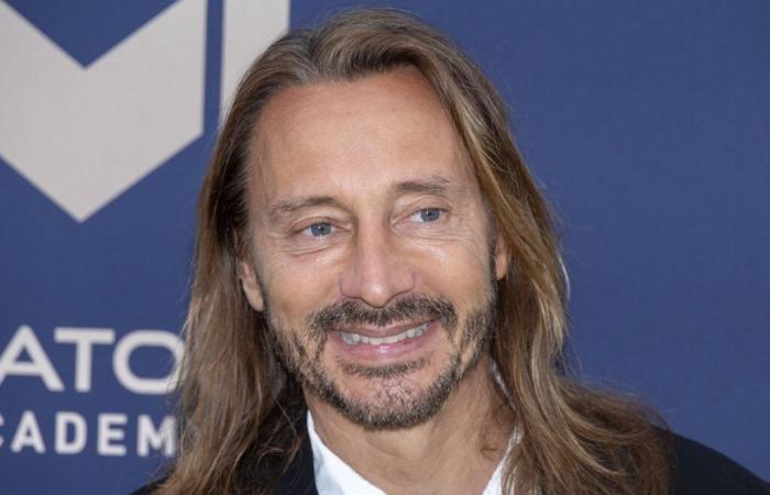 Di fronte alle domande, Bob Sinclar solleva finalmente il mistero sulla sua nuova faccia