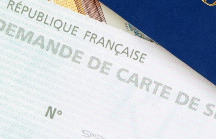 La Francia indurisce le condizioni di regolarizzazione per non documentati