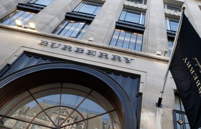 Nuovo calo delle vendite di Burberry nel 2024