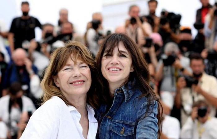 Charlotte Gainsbourg vive in una proprietà unica che Jane Birkin non ha mai lasciato