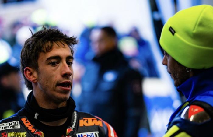 Pedro Acosta e Valentino Rossi nelle discussioni per un trasferimento?