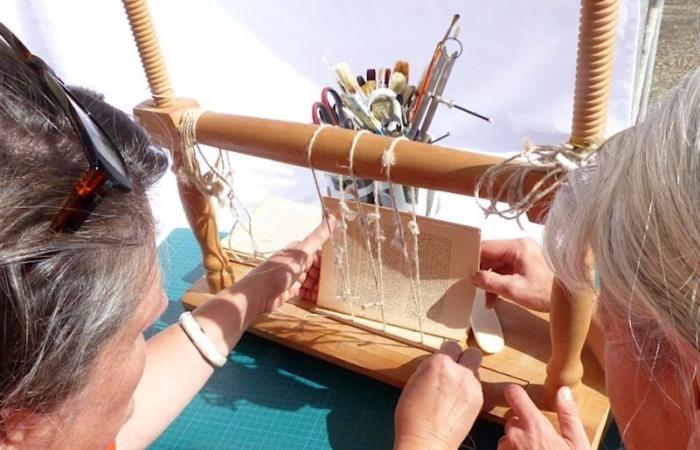 Libro o quaderno, stage di rilegatura in Atelier alla fine della linea