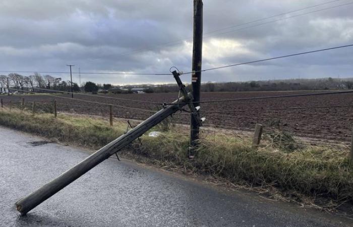 La “bomba ciclonica” Éowyn ha colpito l’Irlanda e il Regno Unito prima di arrivare in Francia