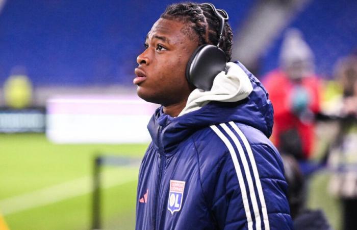 Chelsea vuole lyonnais enzo molebe