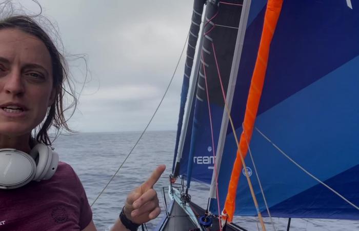 Justine Mettraux, ottava alla Vendée Globe 2024, diventa la velista più veloce nella storia della regata