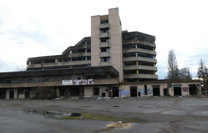 Friends of the Earth Côte-D’or richiede un’azione urgente per l’ex edificio Carsat