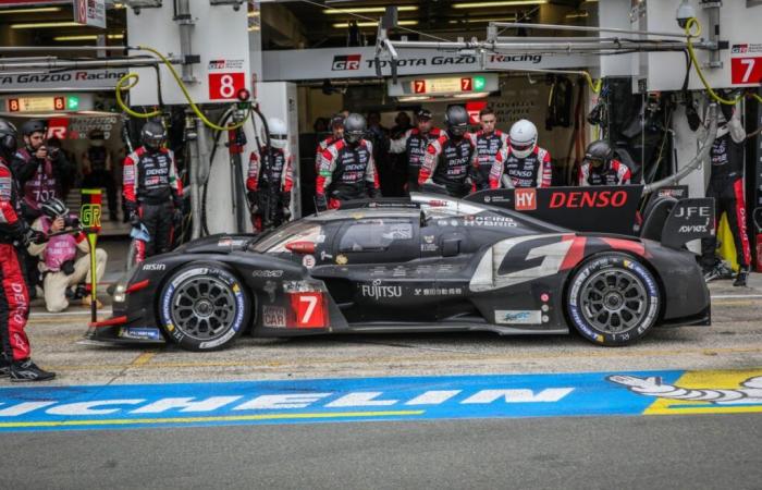 L’ex pilota di F1 e vincitore delle 24 ore di Le Mans considererebbero un ritorno alla NASCAR