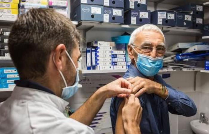 La vaccinazione degli anziani deve diventare una priorità