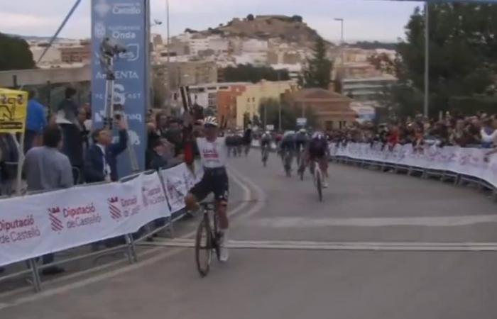 Ciclismo. Grand Prix Castellon – Antonio Morgado sopraffatto, Champoussin sul podio