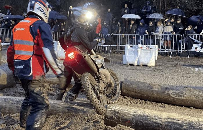 Ogni giorno Alestem, un primo giorno allagato, di acqua e persone