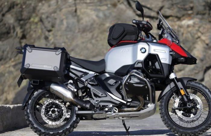 Qual è la prima motocicletta BMW alla trasmissione automatica?