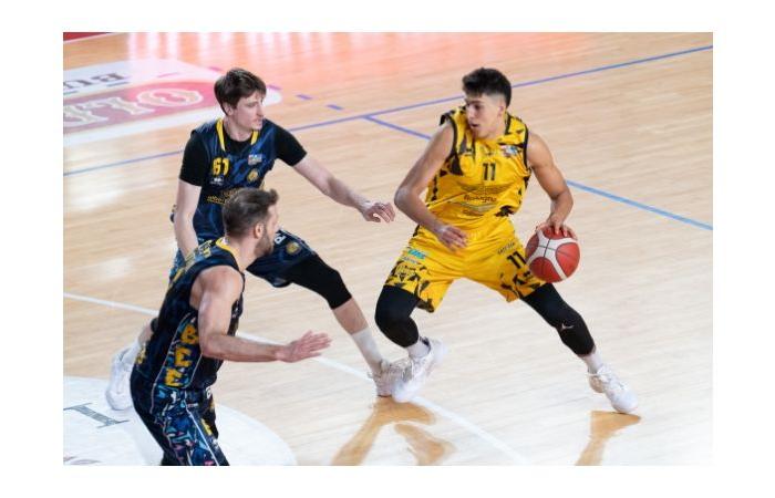 Basket, Imola getta via e Ragusa vince la battaglia tra il virtus