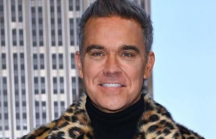 Robbie Williams finalmente rivela quando uscirà il suo nuovo album (ed è molto presto)